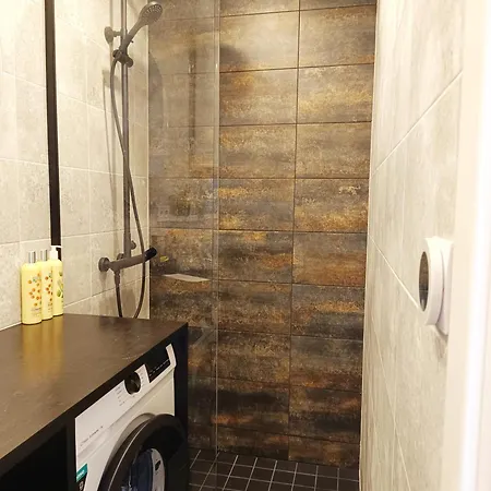 Lägenhet Tihase Tiny House With Free Bike Use