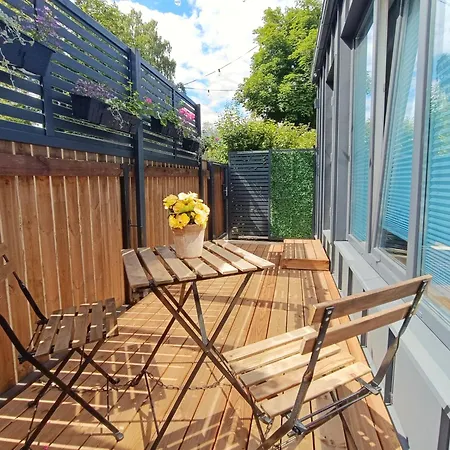 Tihase Tiny House With Free Bike Use דירה *
